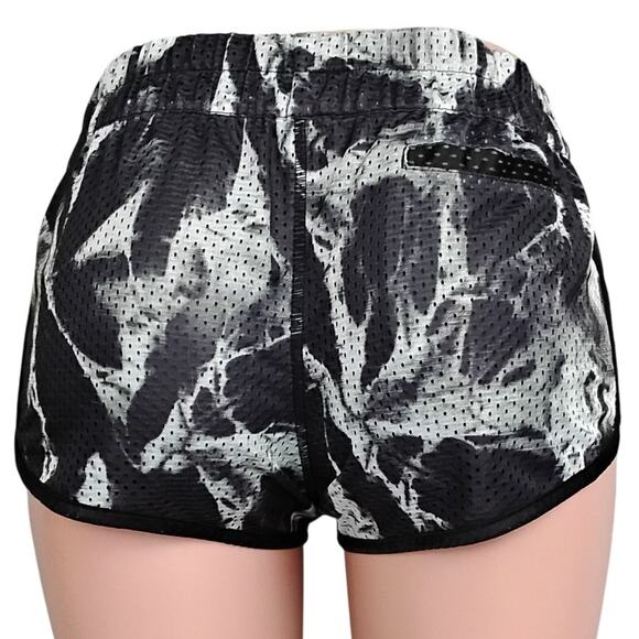 Hurley Running Shorts Size Medium Black and Gray Laser Perforated Fully Lined - Picture 4 of 9